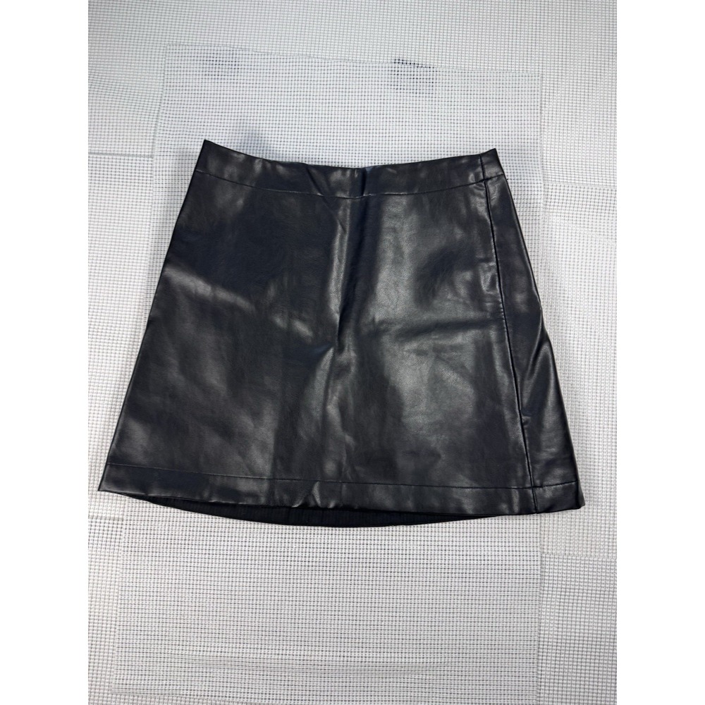 Gap Womens 8 Tall Faux Leather A Line Mini Skirt Black 436158-00-1 NWT